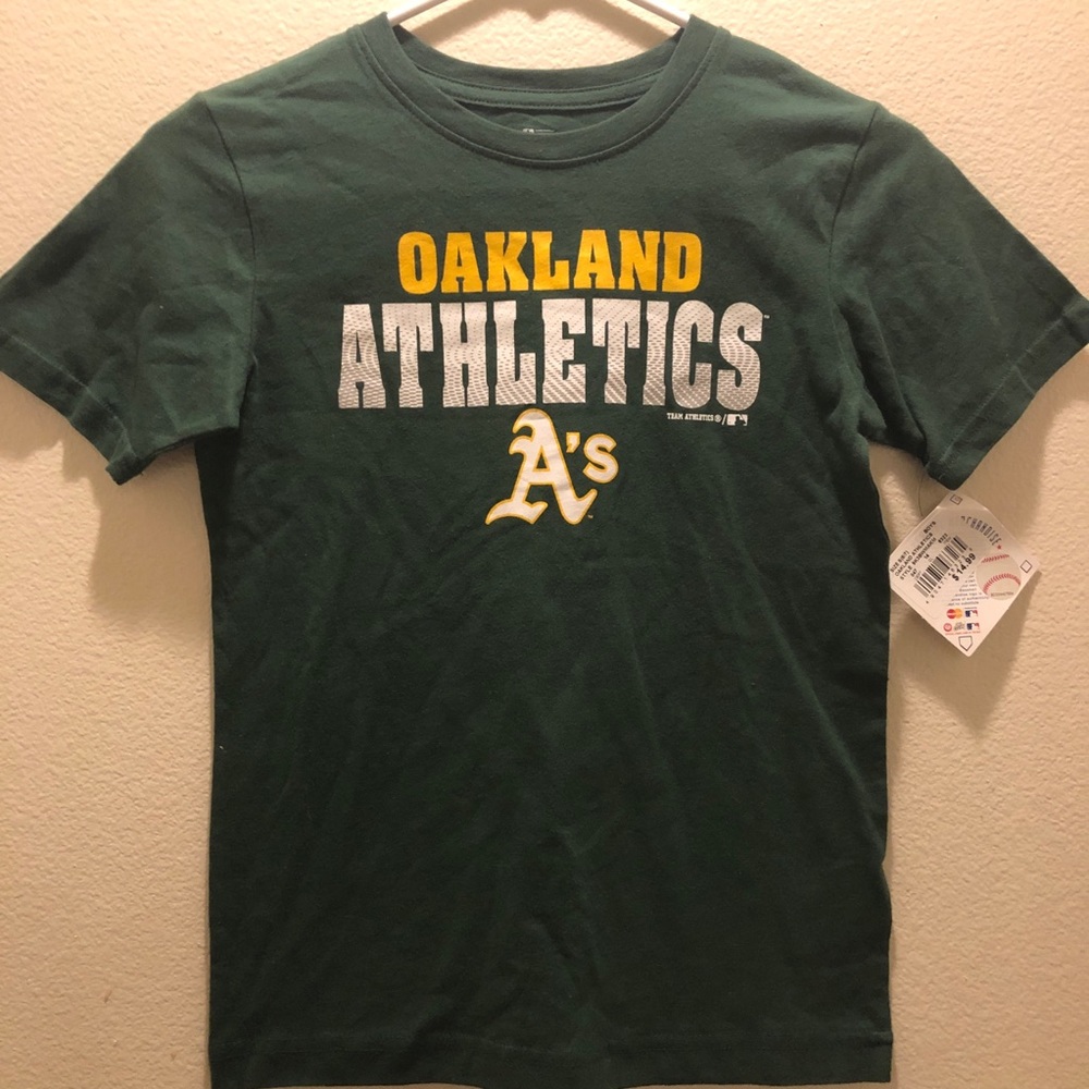 NWT Oakland Athletics Baseball Jersey T-Shirt